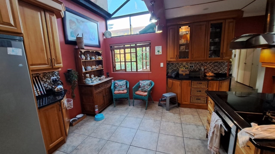 4 Bedroom Property for Sale in Nahoon Valley Park Eastern Cape